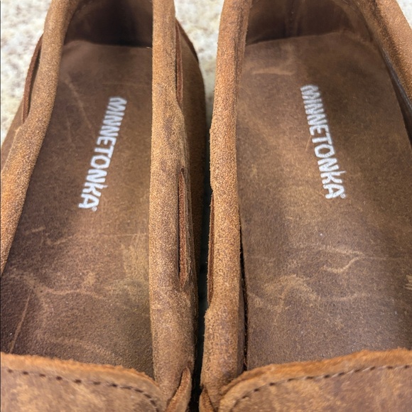 Minnetonka Men\'s 22 tie tread Brown Suede Moccasin Loafers main image 5